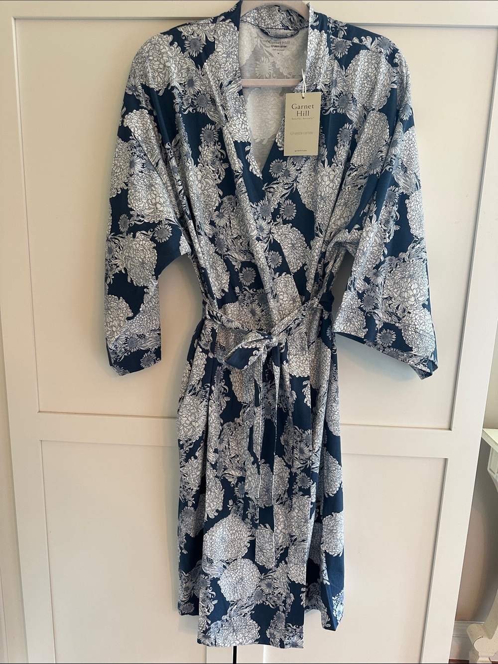 GARNETT HILL ORGANIC COTTON ROBE NWT